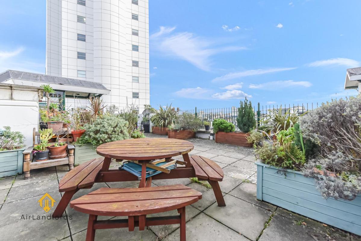 Exceptional 2-bedroom Flat In Leicester Square! *